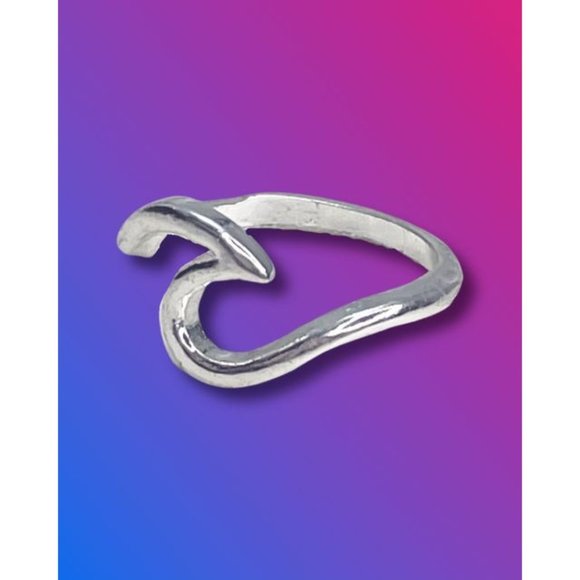 1/4 CT CZ Silver Crossover Open-Space Ring Size 7.5 with Bonus Free Silver Wave - Picture 3 of 13